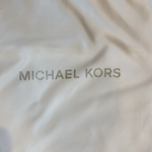 Michael Kors Set of Two White Drawstring Bags - Picture 3 of 13